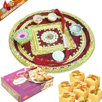 Rakhi with 500gms Papdi in Thali