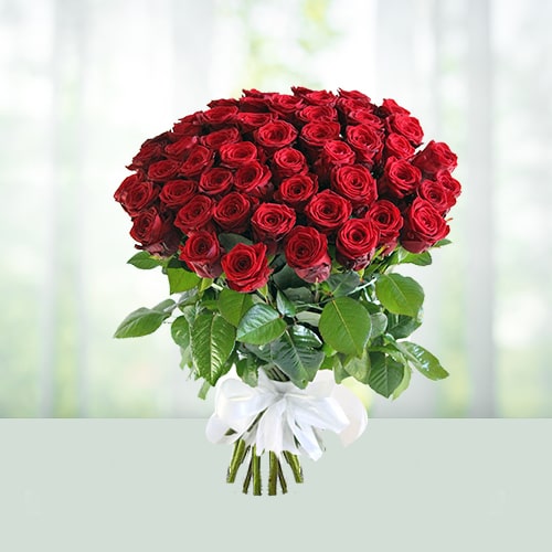 Flowers Bouquet of 100 red roses 