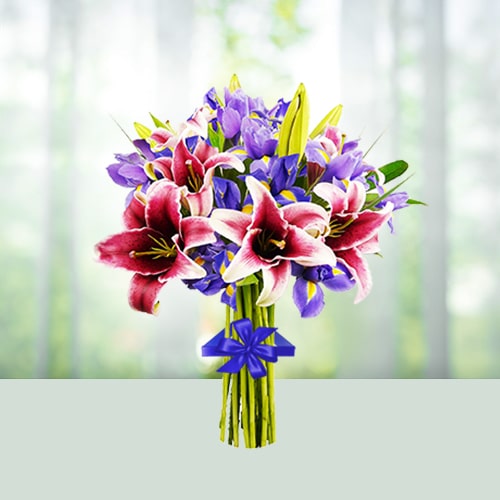 Mixed lily Flowers Bouquet 