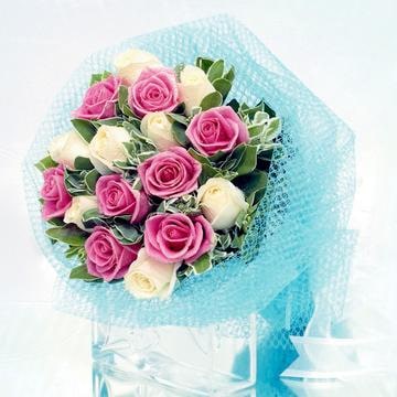 16 Roses Bouquet 